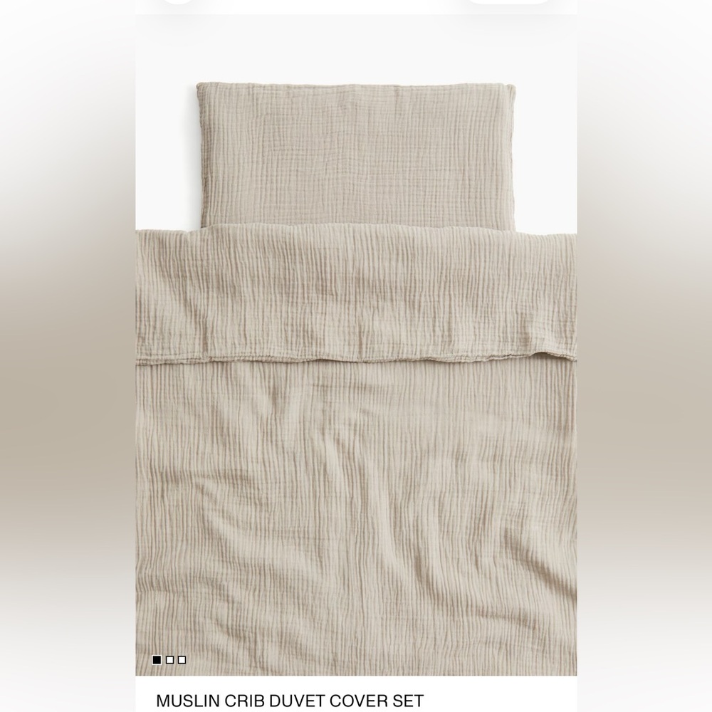 H&M muslin crib size duvet cover and pillow case